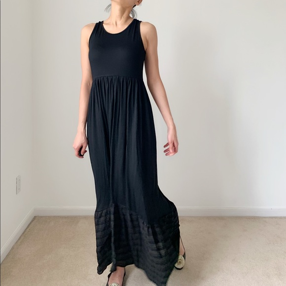 SLEEVELESS RUFFLE FLARE MAXI DRESS - BLACK - Picture 7 of 9